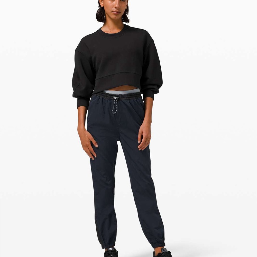 Lululemon Women’s Black Jogger Pants - Lightweight Drawstring Waist
